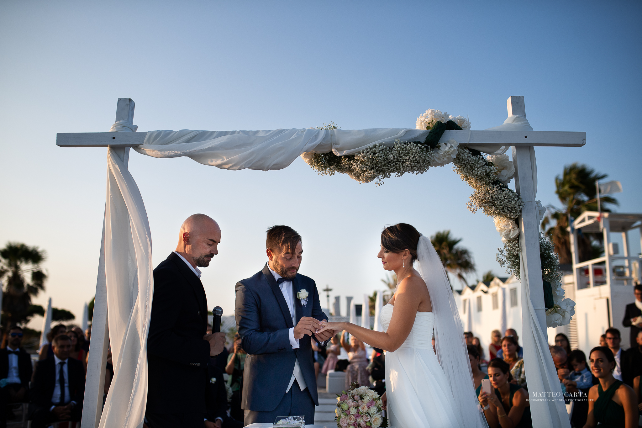 beach wedding in sardinia